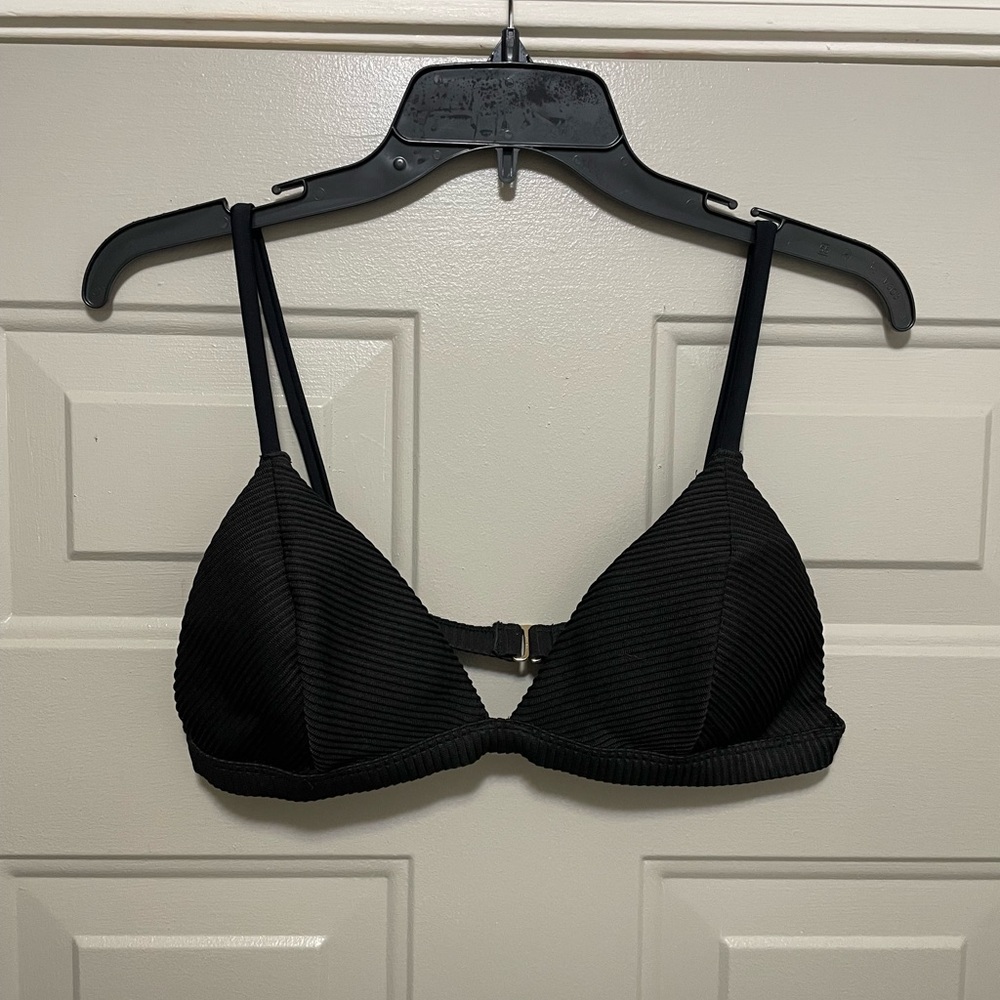 Hollister Swim Mix & Match Bikini Top. Black🖤 Sz LG